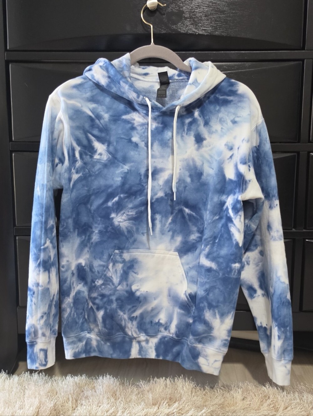 Blue Tie-Dye Hoodie Sweatshirt Womens NWOT. Size Small